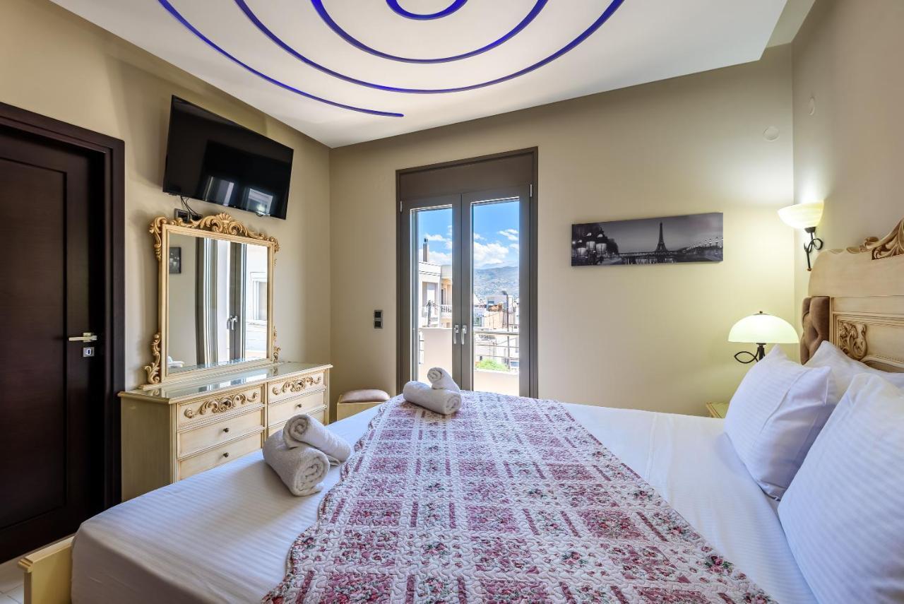 Luxury Villa In City Center With Rooftop Swimming Pool Chania  Eksteriør billede