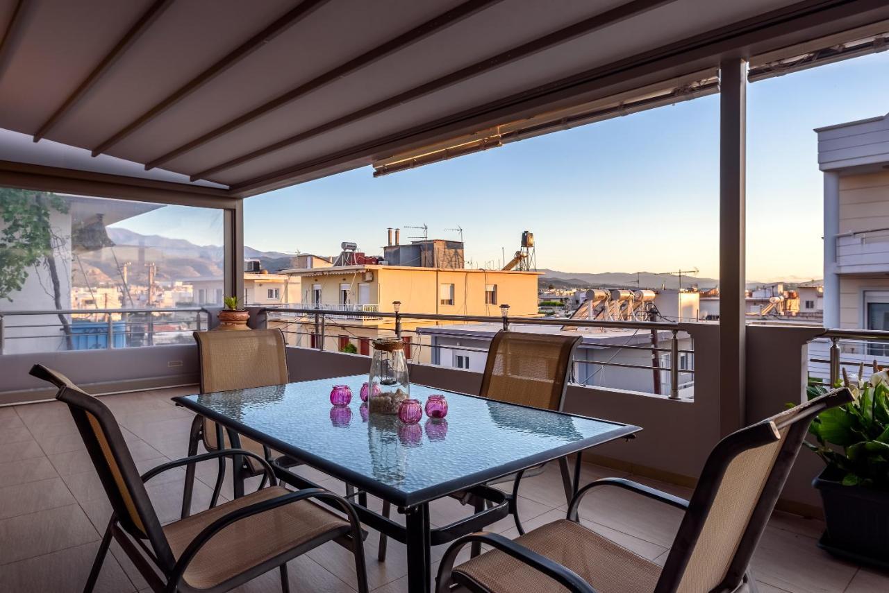 Luxury Villa In City Center With Rooftop Swimming Pool Chania  Eksteriør billede